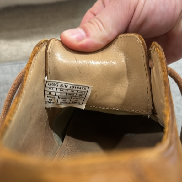 Ugg shoes in brown with shearling heel liner size 8 - Picture 5 of 7